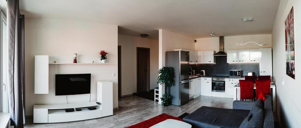 Ah Radnica Apartment Kosice Ngoại thất bức ảnh